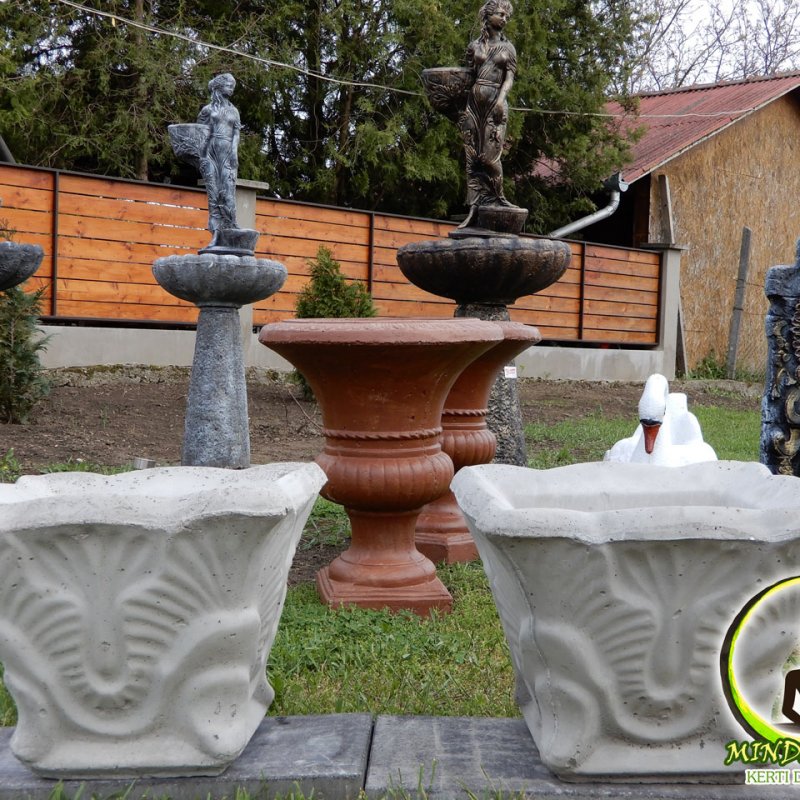 Mindent 'Is' kerti dekoráció 47